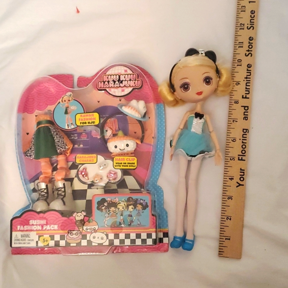 : Kuu Kuu Harajuku Doll G  with fashion pack